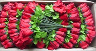 Destockage ROSE ARTIFICIELLE - ROUGE  .0,08 CENTS/PIECE