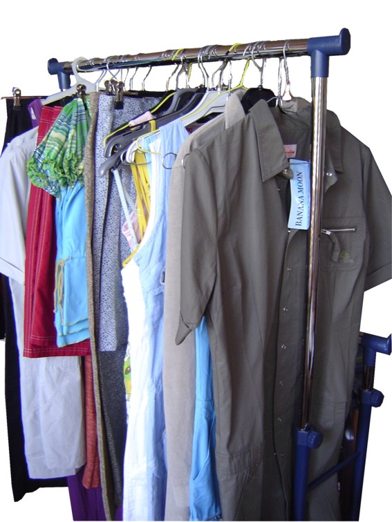 Fournisseur SUPER AFFAIRE:lot vetements de marque 10 euros/ piece ttc , Grossiste SUPER AFFAIRE:lot vetements de marque 10 euros/ piece ttc , Destockage SUPER AFFAIRE:lot vetements de marque 10 euros/ piece ttc 