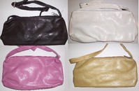 Fournisseur SAC A MAINS DAMES - 1,40 EUROS/PIECE, Grossiste SAC A MAINS DAMES - 1,40 EUROS/PIECE, Destockage SAC A MAINS DAMES - 1,40 EUROS/PIECE