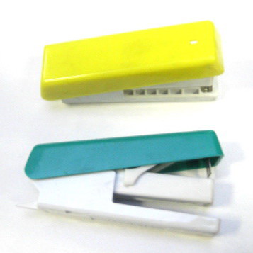 Destockage AGRAFEUSE