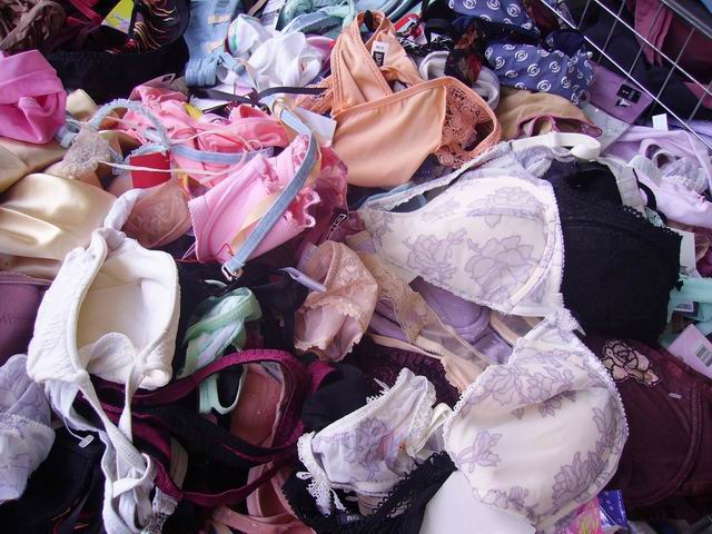 Fournisseur Lot de lingerie de GRANDE MARQUE, Grossiste Lot de lingerie de GRANDE MARQUE, Destockage Lot de lingerie de GRANDE MARQUE