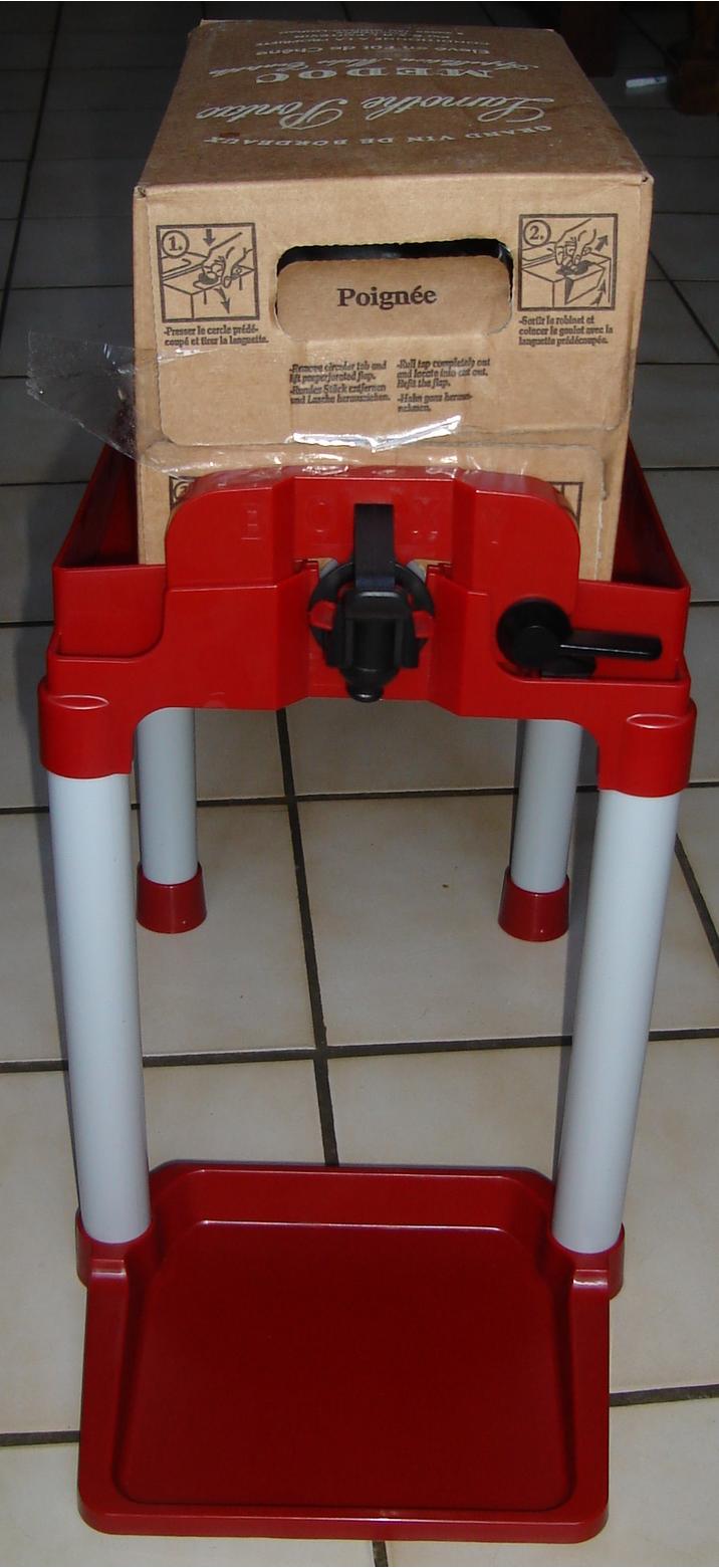 Fournisseur Porte Bib ( Bag in Box ) 5 et 10 litres, Grossiste Porte Bib ( Bag in Box ) 5 et 10 litres, Destockage Porte Bib ( Bag in Box ) 5 et 10 litres