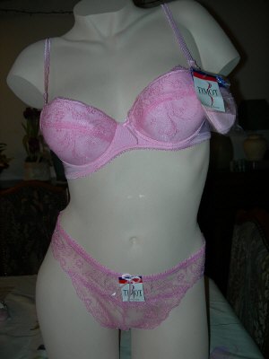 Fournisseur LOT DE 6 SOUTIEN GORGE + STRING, Grossiste LOT DE 6 SOUTIEN GORGE + STRING, Destockage LOT DE 6 SOUTIEN GORGE + STRING