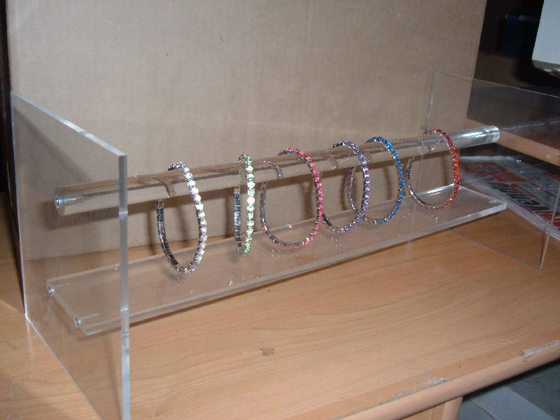 Destockage portique bracelets pexiglass