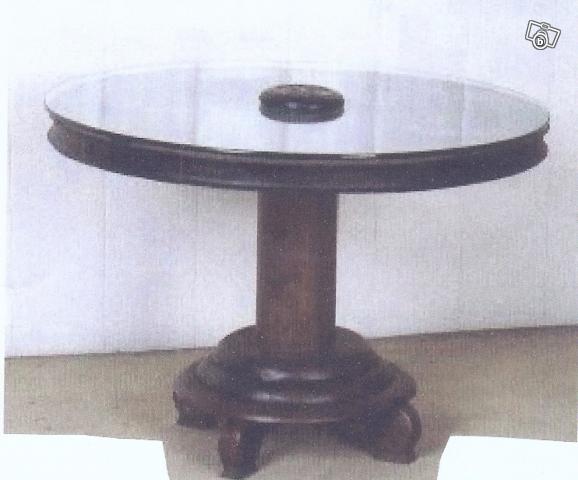 Destockage table basse en bois massif sous forme de roue