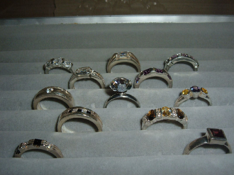 Destockage bagues adultes en argent et zirconium