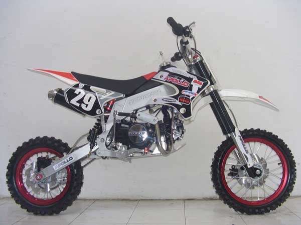 IMPORTATEUR DIRECT PROMOTION AGB 150CC NOUVEAU MODELE 2007 799� TTC VENDU PAR PROFESSIONNEL 