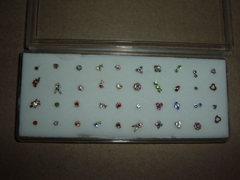 percing nez argent divers coloris dessin 