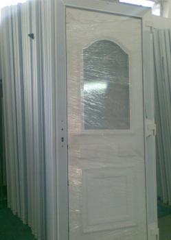 LOT DE MENUISERIES/PORTE ENTREE VOLETS ROULANTS