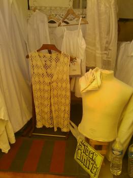 Lot dentelles brodées