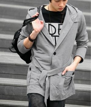 Veste manches longues à capuche Grisâtre