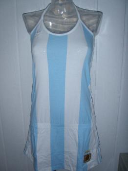 Robe de la marque adidas neuve a 10 euros ttc