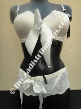 Lots de parures Lingerie Femilet.