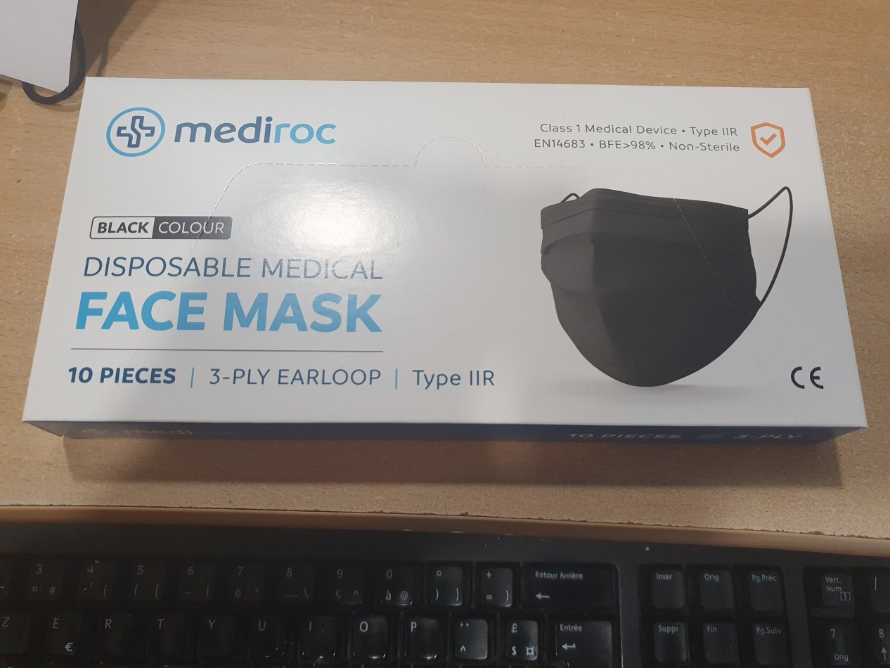 Masques Chirurgicaux Medicaux EN14683 Type IIR/Masques FFP2 Blanc