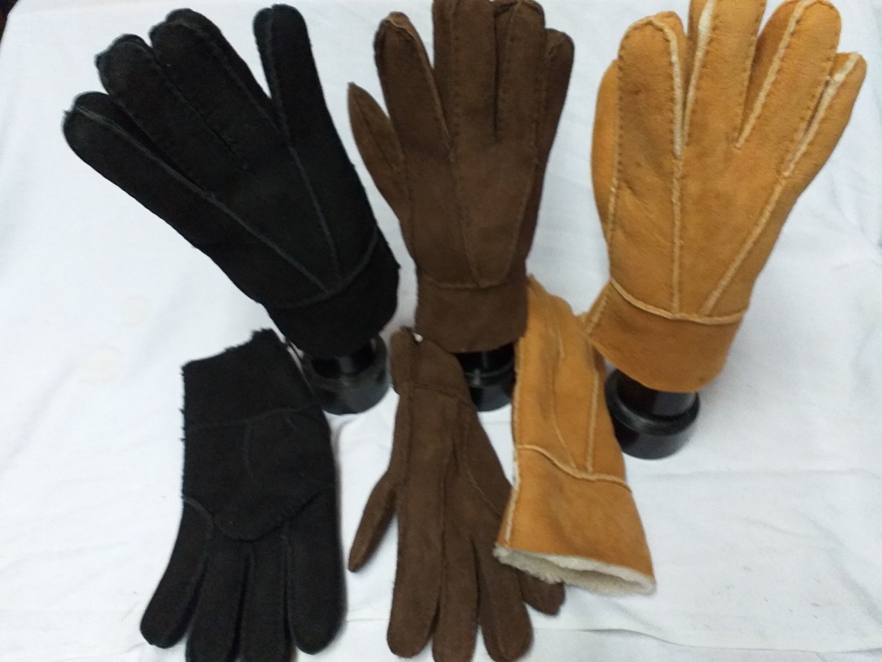 Gants En Cuir Femme Montants - Fourrés - Boutons Décoratifs - Longueur 27 Cm - Plusieurs Couleurs Disponibles