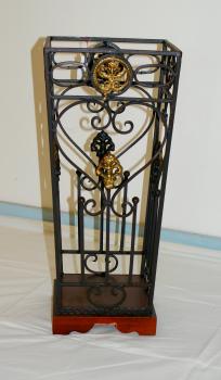 Porte parapluie en fer forgé