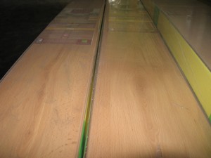 Revêtement stratifié