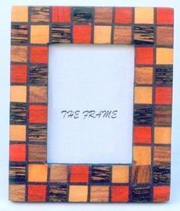 Cadre photo de travail au sol en bois