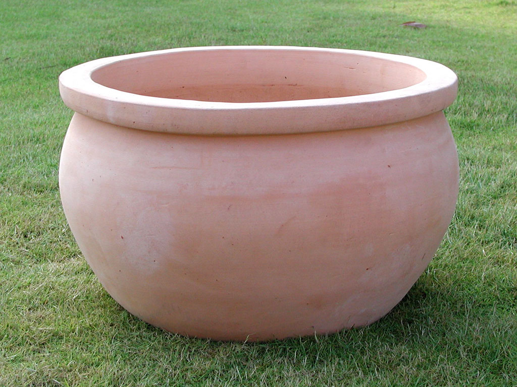 Castorama pot