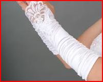 Lot gant pour future mariée en satin