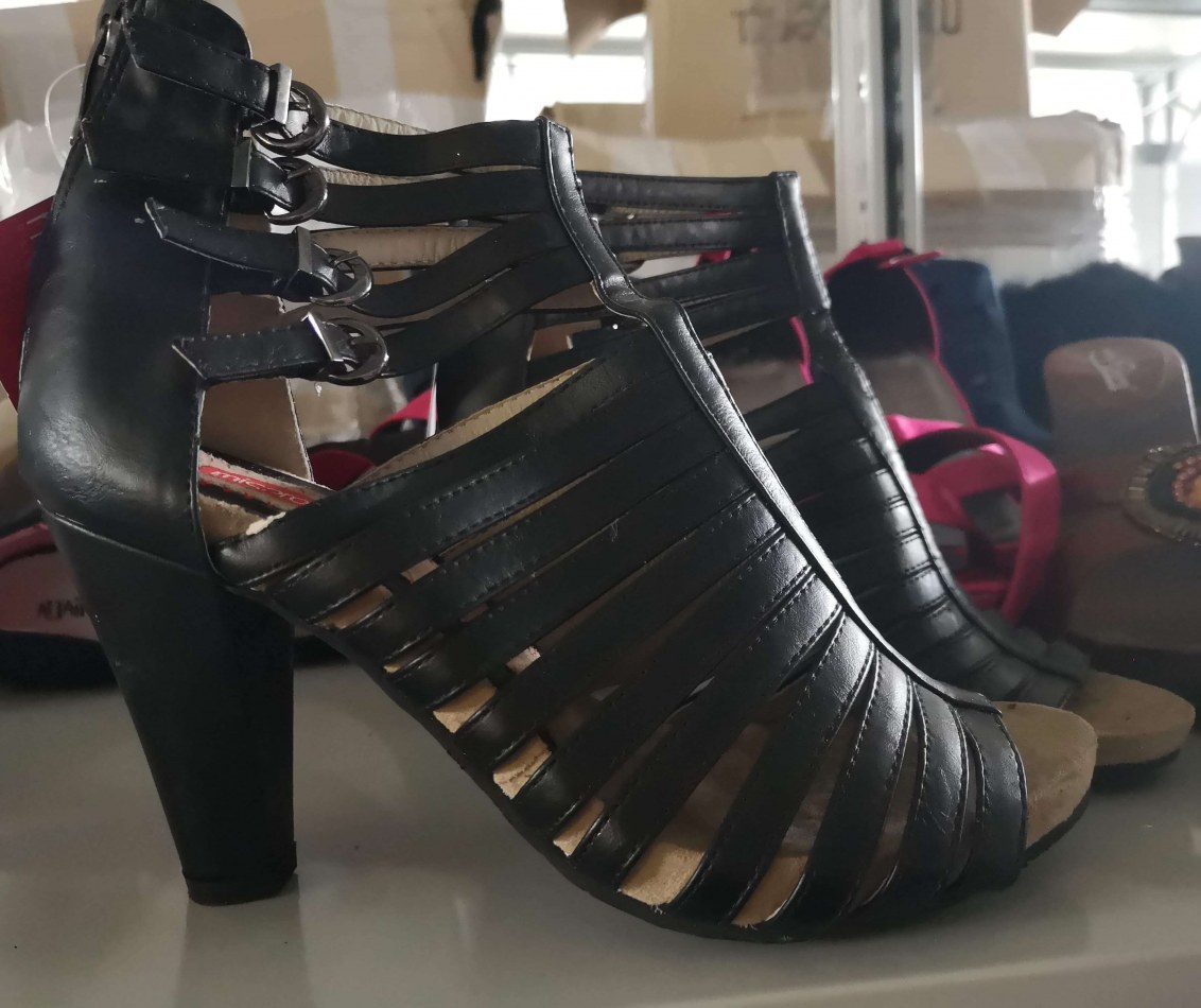 sandales marque italienne