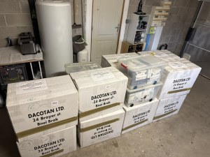 URGENT LIQUIDATION 700 jets dentaires neufs 1000€ - Stock France dispo immédiat