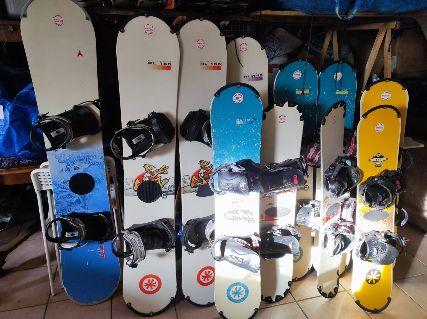 Vends lot de snowboard d occasion Destockage Grossiste