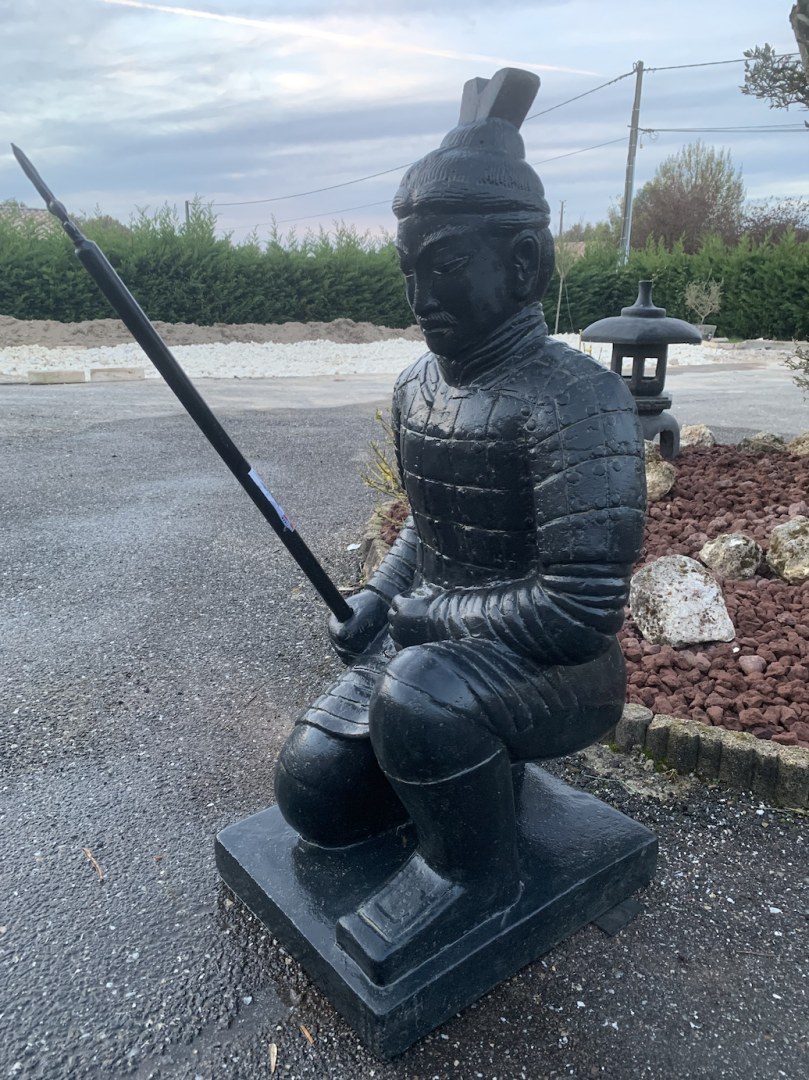 Grossiste statue guerrier chinois, pas japonais en pierre naturelle