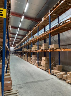 Rack à palette rayonnage industrielle métallique occasion sabot lot caillebotis