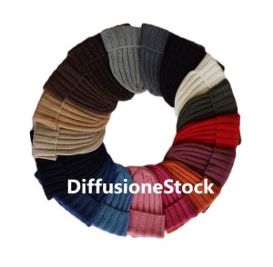 Bonnet de Pêcheur uni en 100% cachemire fabriquée en Italie