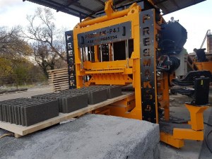 Machine a fabrication de Brique - parpaing | SEMi - AUTO