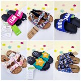 060081 Mix de tongs enfant