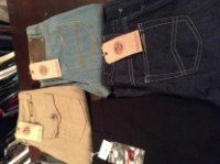 Fournisseur discount pantalons jeans marlboro classics,ikks,dkny.....