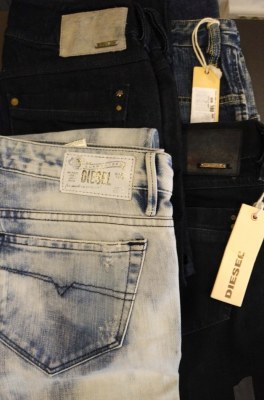 Lot de 75 Jeans Neufs DIESEL Femme