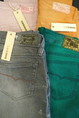 Lot de 75 Jeans Neufs DIESEL Femme