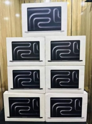 Apple 2023 MacBook Pro Laptop M3 Pro chip, 16.2' , 18GB RAM - 512GB