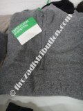 Déstockage de pulls femme Benetton.