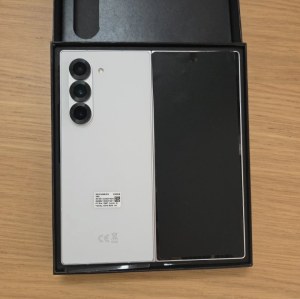 SAMSUNG GALAXY Z FOLD6