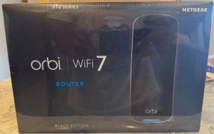 Routeur Netgear Orbi RBE971 WiFi 7 Réseau Mesh Quadri-Bande 10G Internet 970 Noir