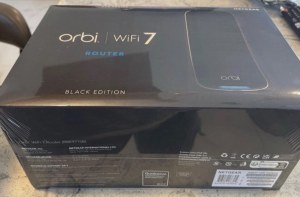 Routeur Netgear Orbi RBE971 WiFi 7 Réseau Mesh Quadri-Bande 10G Internet 970 Noir