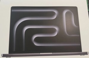 Apple MacBook Pro 16 pouces, puce M4 Max