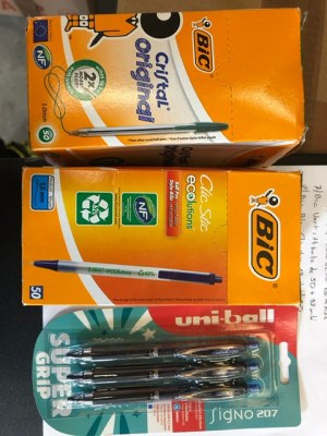 VENDS 10 PALETTES DE FOURNITURE DE BUREAUX