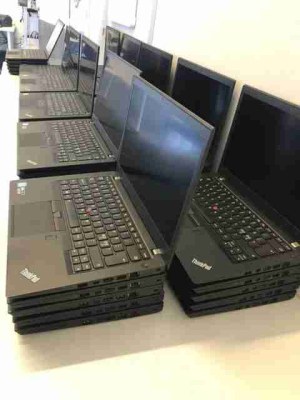 Lot de 100 PC portables professionnels