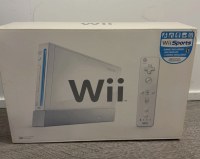 Nintendo Wii Video Game System RVL-001 Wii Sports Bundle Brand New Console White