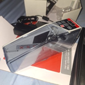 Mini Compteuse de poche Detecteur faux billets Double alimentation 220V + Batterie auto...