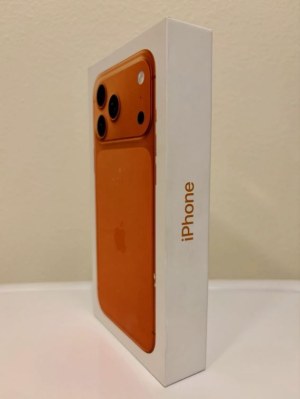 Apple iPhone 17 Pro Max UNLOCKED 256GB Cosmic Orange NEW