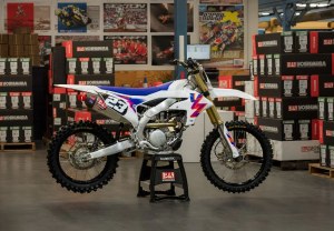 NEW 2024 YAMAHA YZ450F Dirt Bike Ready to Ship WORLDWIDE