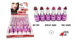 LIQUIDATION ROUGE À LÈVRES