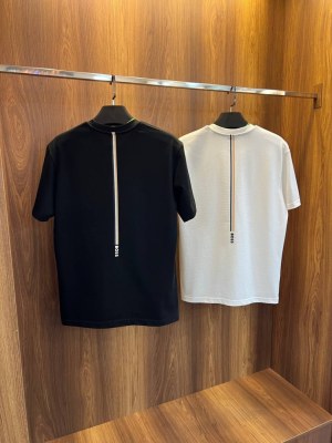 HUGO BOSS T-SHIRT