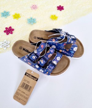 060148 Mix de claquettes et tongs enfant